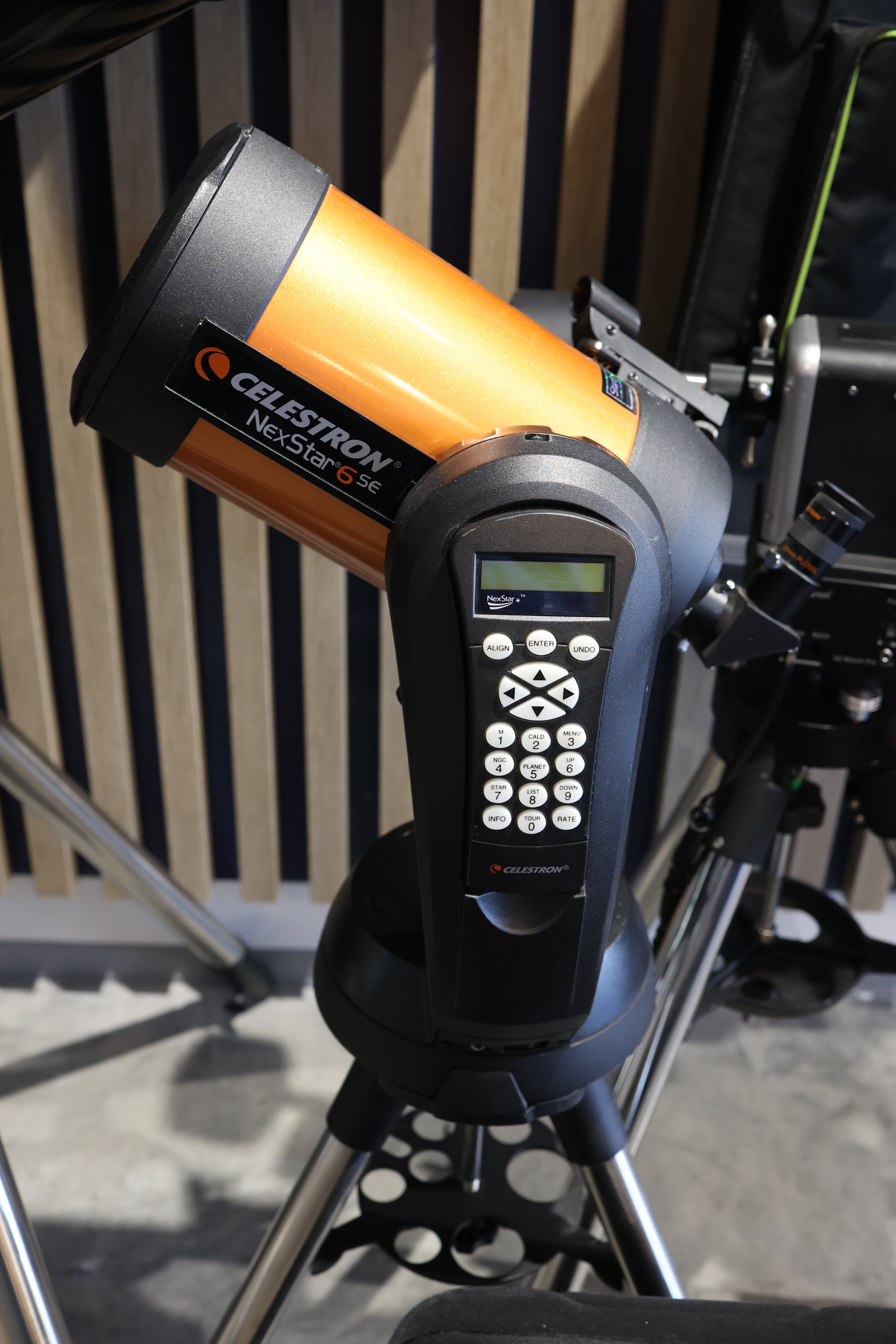 [Usato] Celestron Nexstar 6 SE completo di treppiede e valigia Originale termoformata
