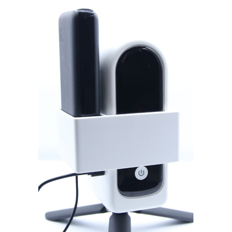 Supporto Astroprints montato sullo ZWO Seestar S30 con il powerbank inserito